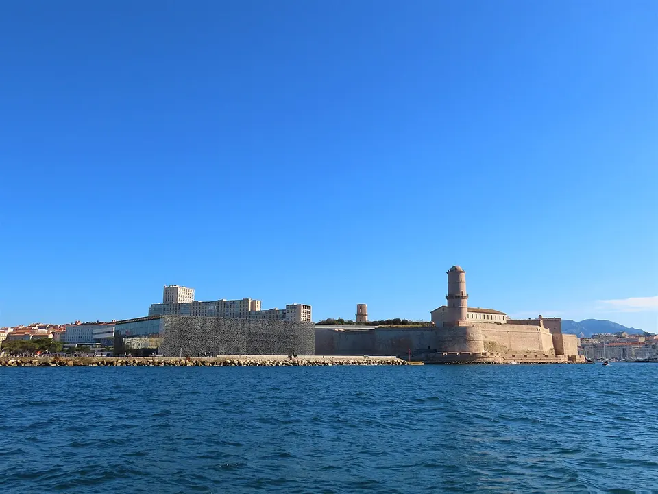 MuCEM ба Сен-Жан цайз