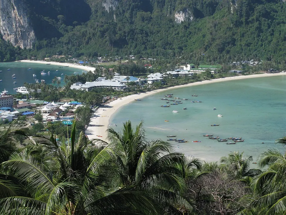 Phi Phi Viewpoint