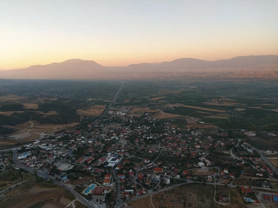 Памуккалегийн агаарын бөмбөлөг