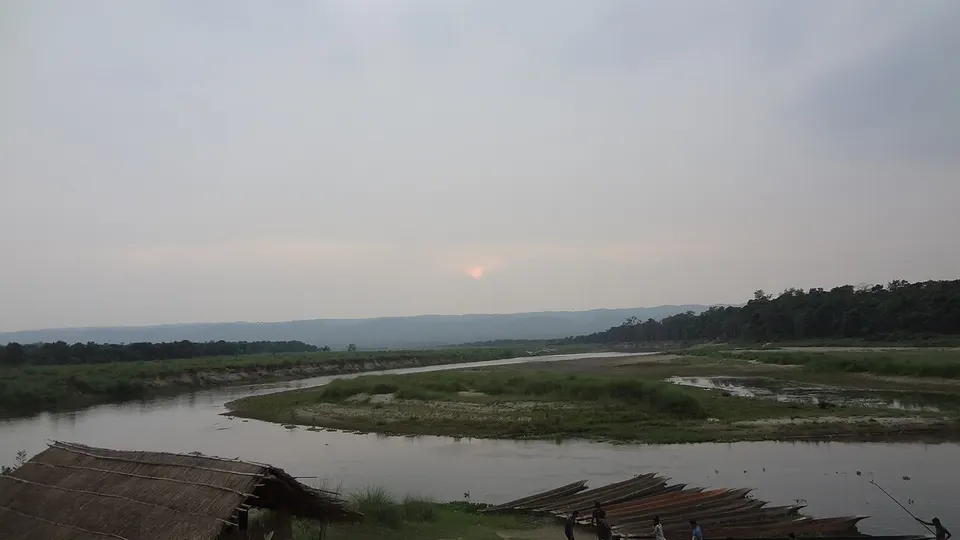 Sauraha sunset on the Rapti
