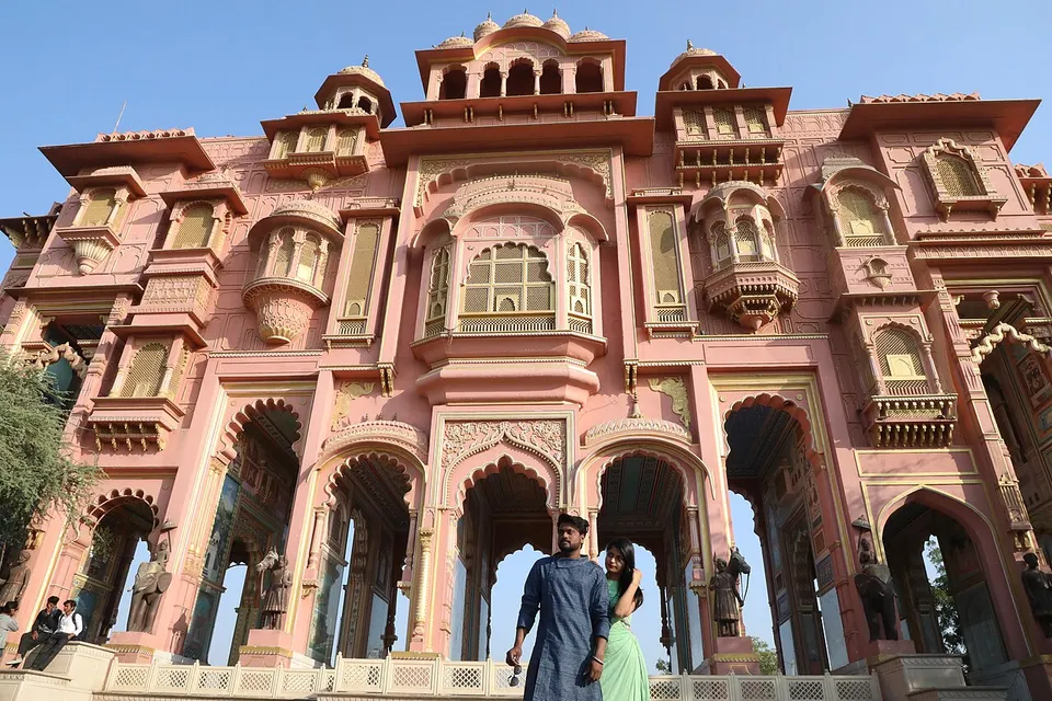 Patrika Gate