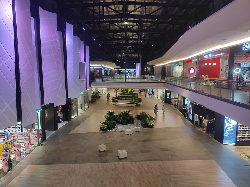 Mid Valley Southkey mall