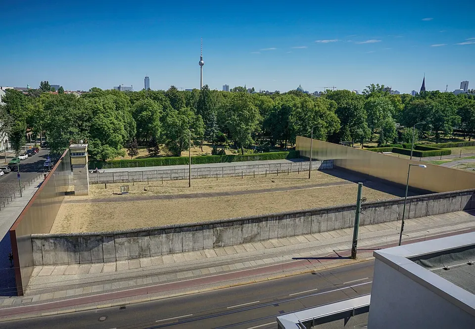 Berlin Wall Memorial (Bernauer Straße)