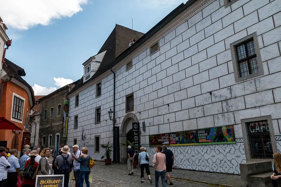 Эгон Шиле Арт Центрум