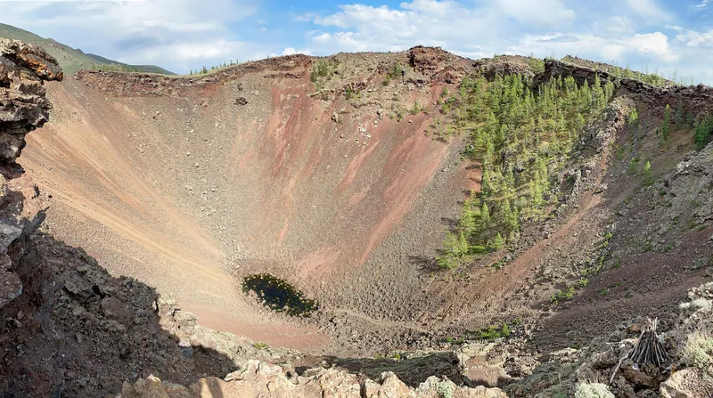 Khorgo volcano